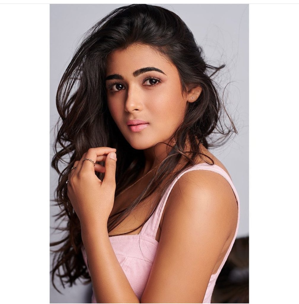 Shalini Pandey Age