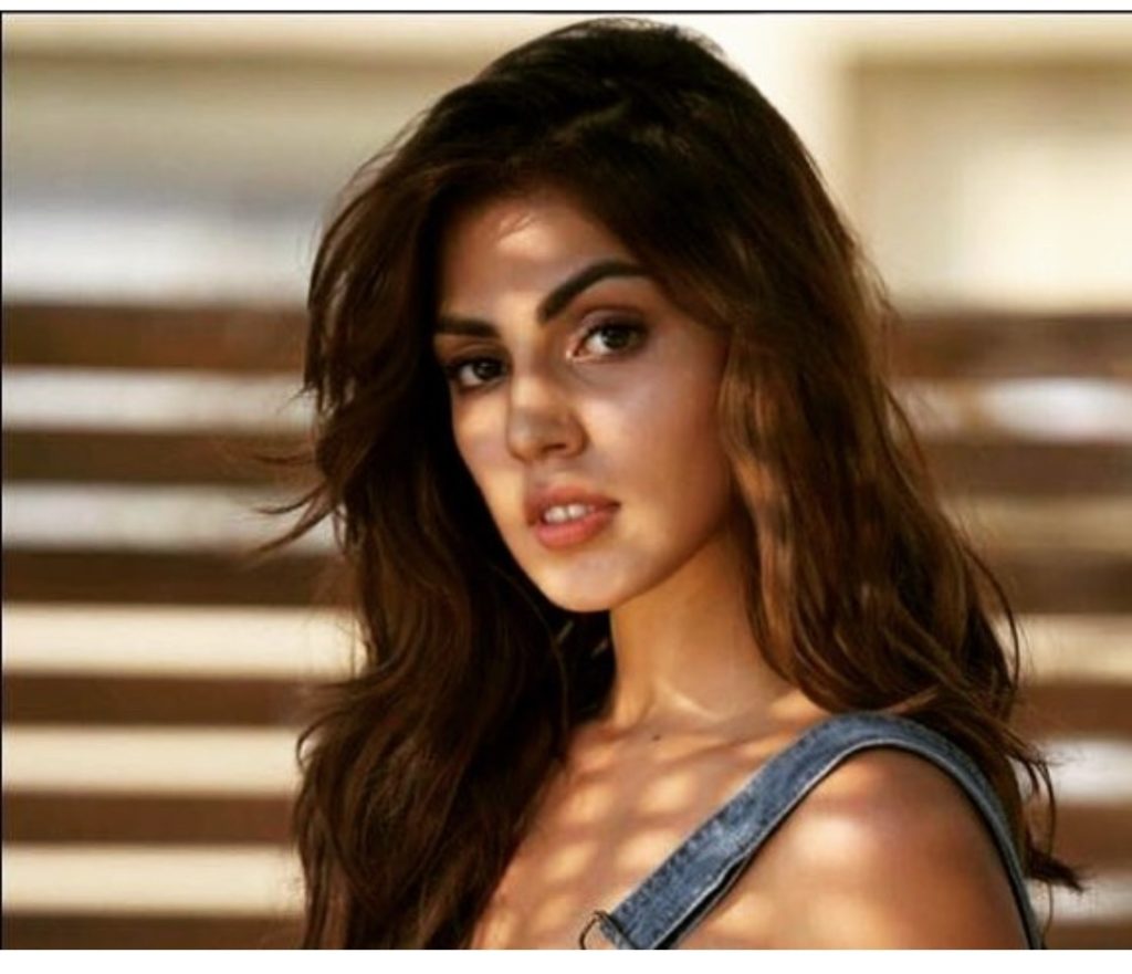 Rhea Chakraborty beautiful