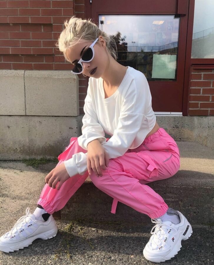 lauren-burch-biography-wiki-age-about-height-dance-photos