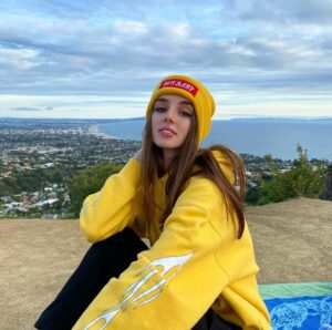 Briana Beal (Bri) Biography, Wiki, Age, Height, Bio, Details, Info