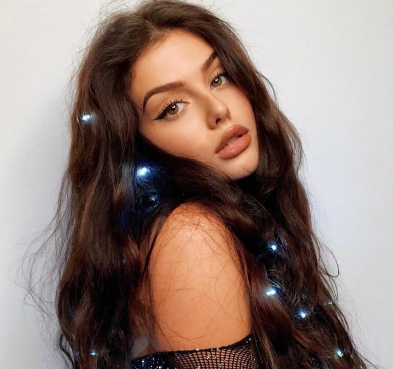 Katerina Soria Biography, Age, Height, Details, About, Info, Bio, Wiki