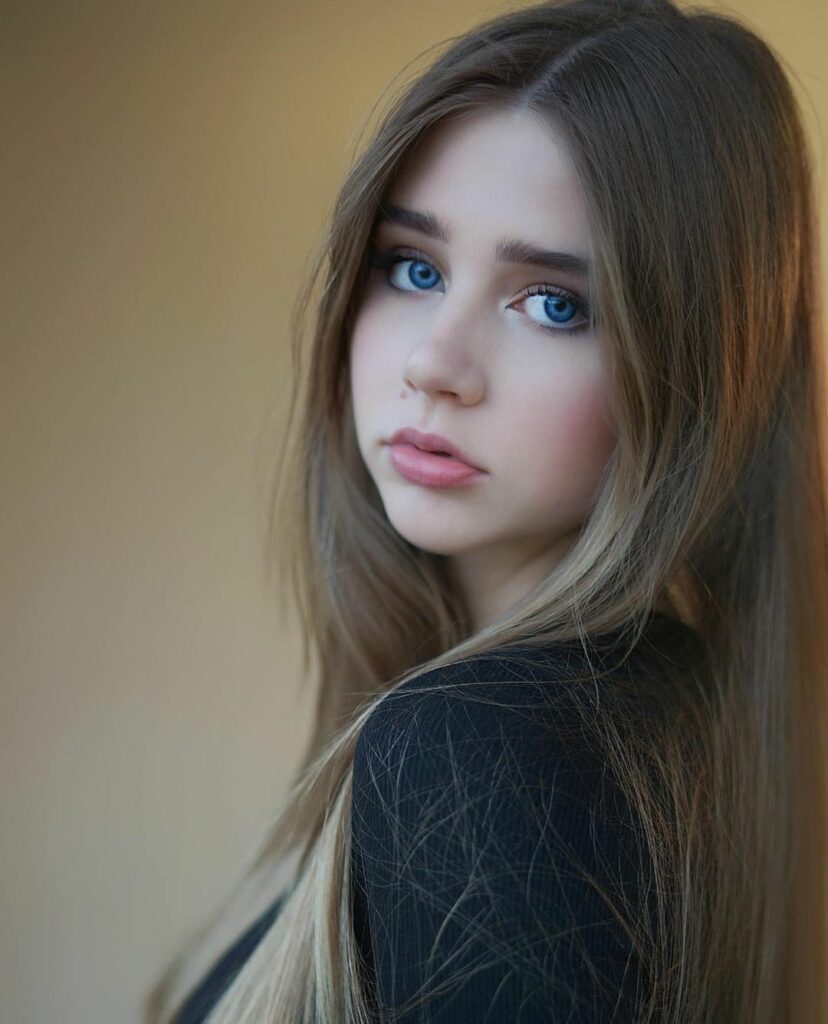 Skyla Jay Carpenter Wiki, Biography, Age, Height, Info, Details, Photos